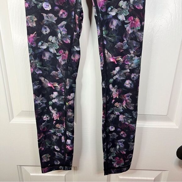 Lululemon High Rise Fast and Free Wunder Under Size 2 Multi Floral Print‎ - Picture 6 of 9